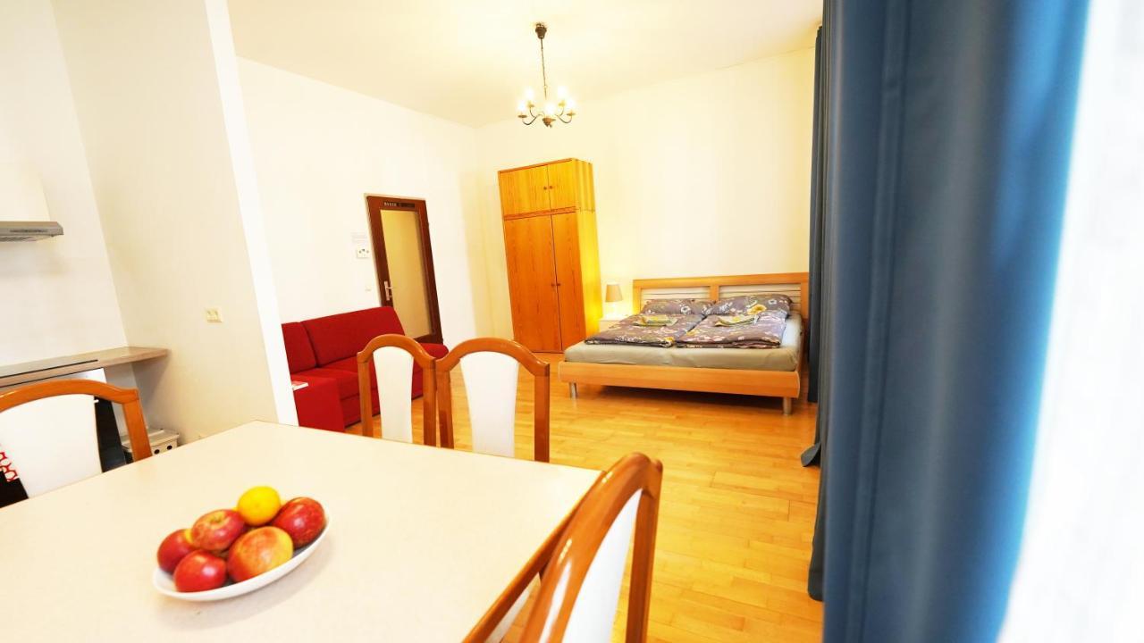 Cozynite Premium Apartment Hernals 1 Вена Экстерьер фото